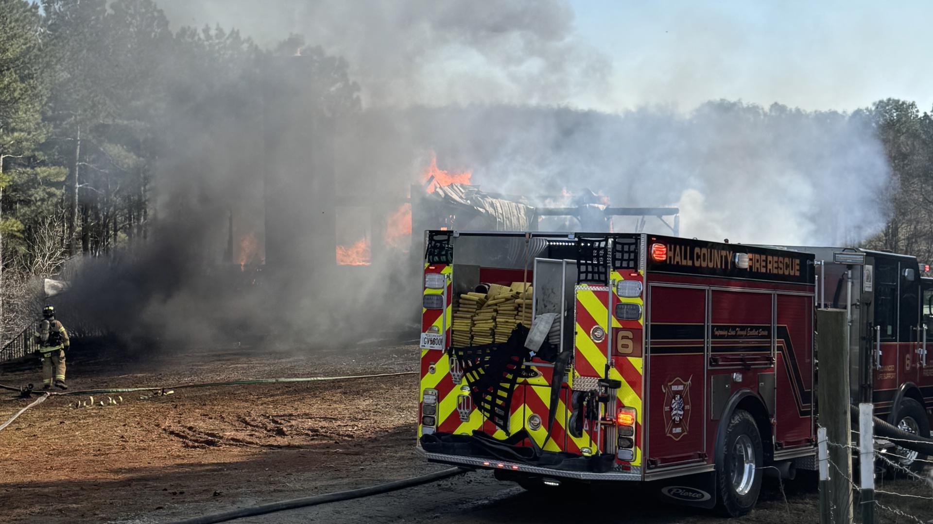 Fire burns winery in Hall County