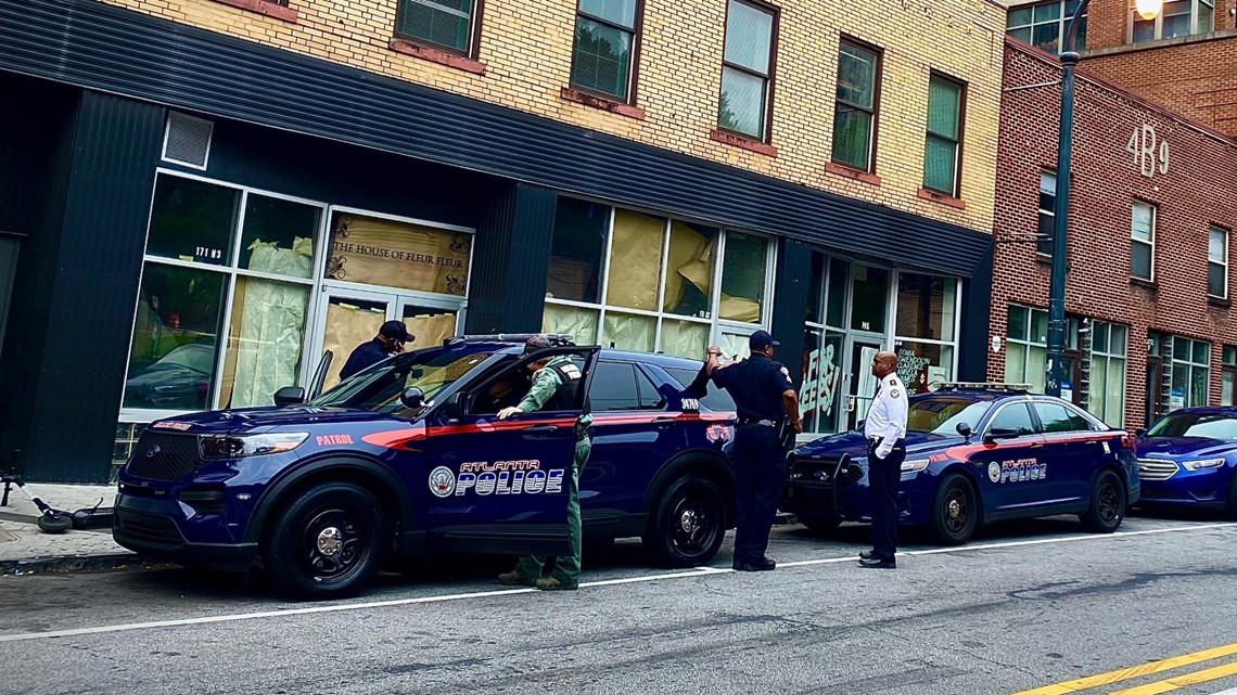 Auburn Avenue shooting at Dwell ATL Apartments in Atlanta, 1 dead ...