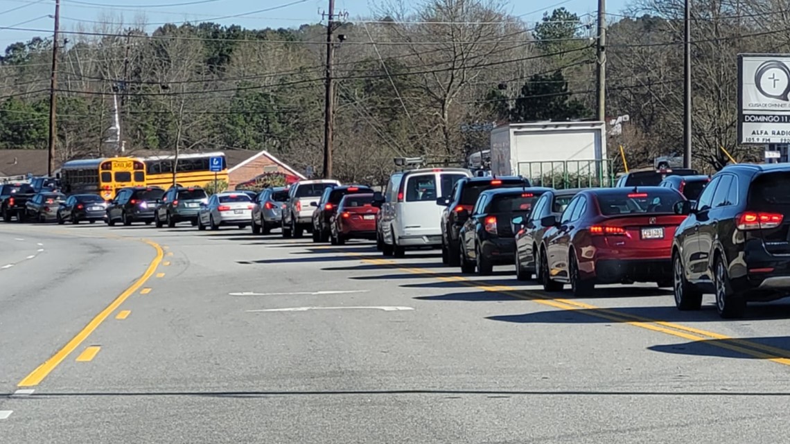 Lilburn traffic | Railroad crossings cause delays - Vimarsana News