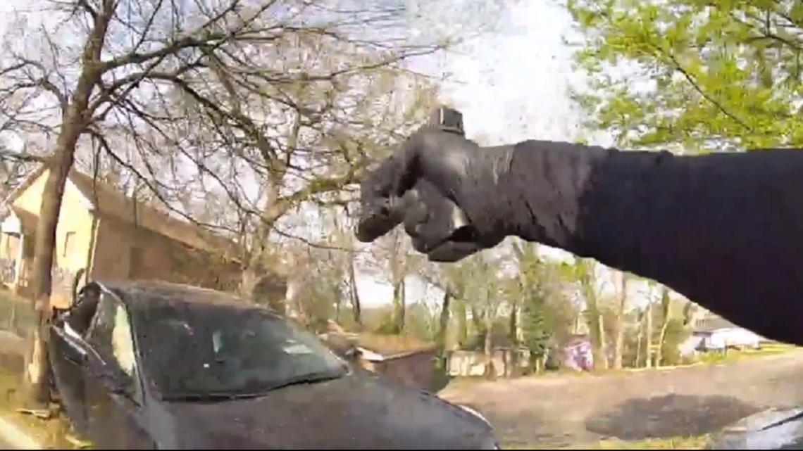 Bodycam footage: Atlanta child saved from alleged kidnapping - Vimarsana News