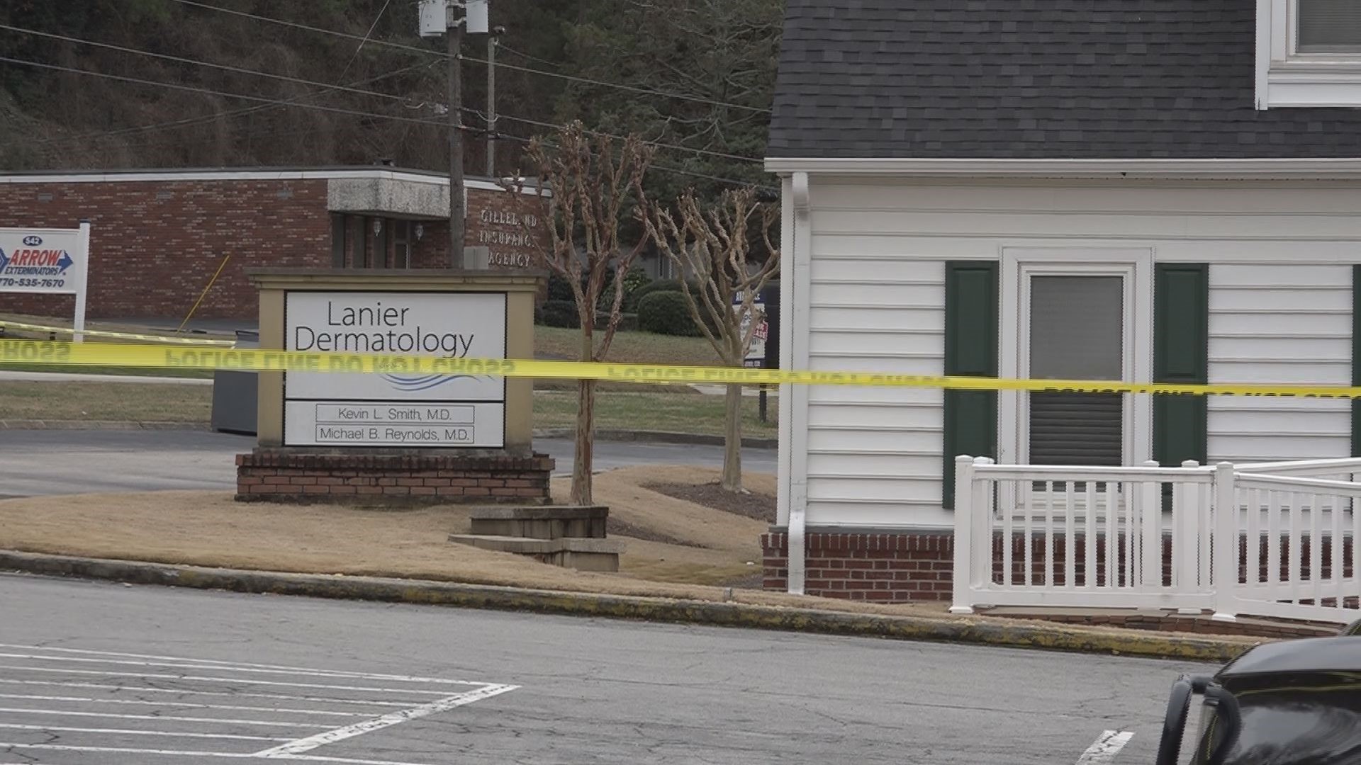 Suspect killed in police shooting at dermatology clinic in Gainesville