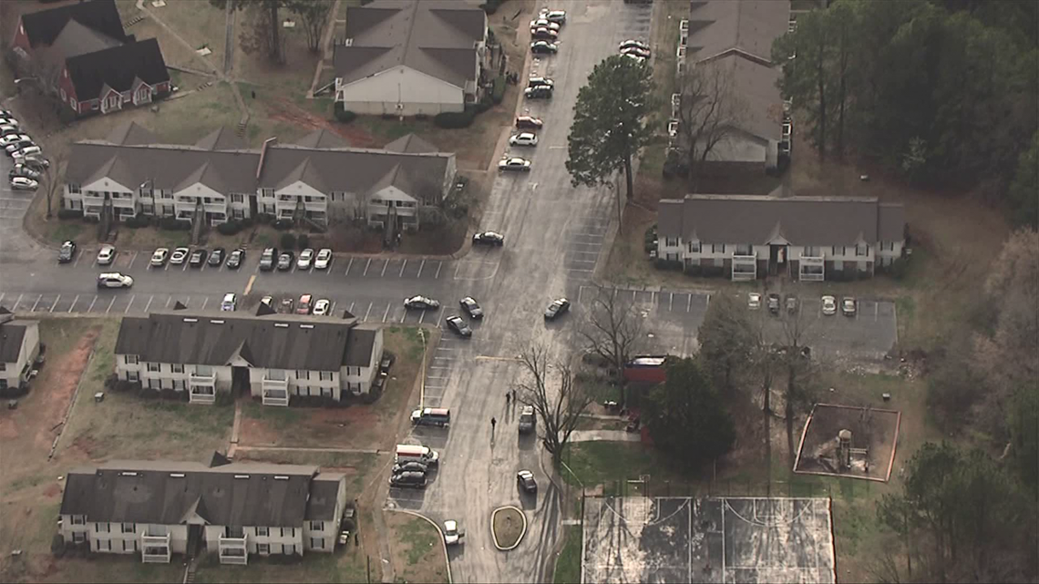 Panthersville shooting brings DeKalb police to Thornberry Apartments