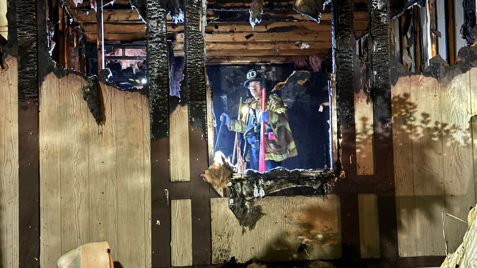 Fire in DeKalb County apartment kills one, damages nearby units ...