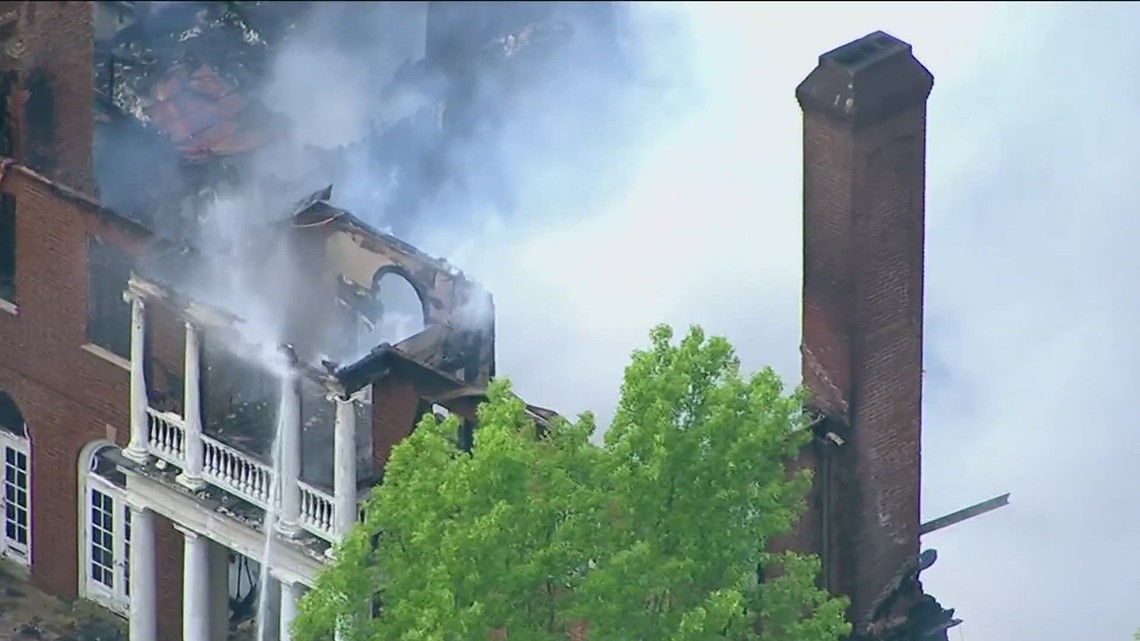 Gwinnett Fire crews battle large house fire outside Lawrenceville ...