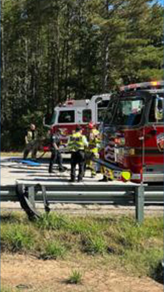 Multiple people trapped after multi-vehicle crash on Georgia 400 ...