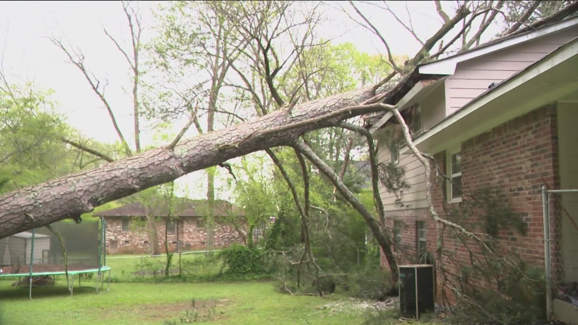 After rain and heavy winds moved in Wednesday night, a large amount of debris across metro Atlanta caused downed trees and toppled power lines.