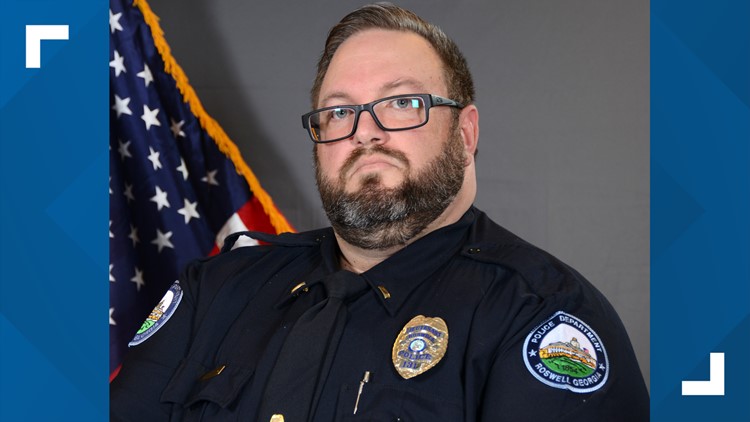Roswell officer with 23 years of service dies after medical emergency while on duty