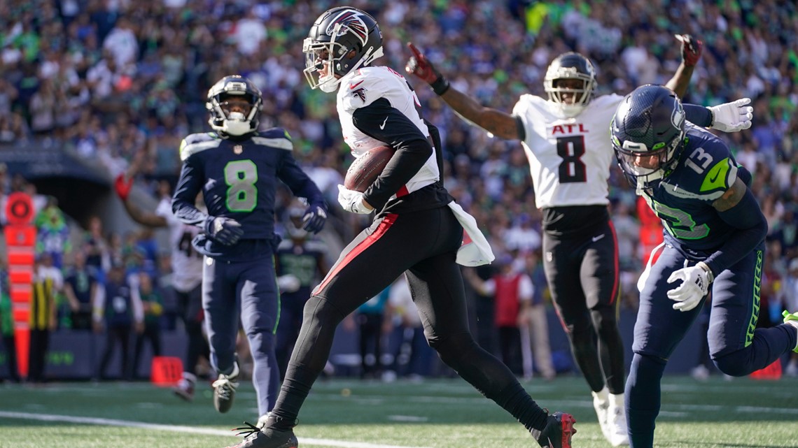 Seahawks miss late field goal for 3-point loss to Falcons