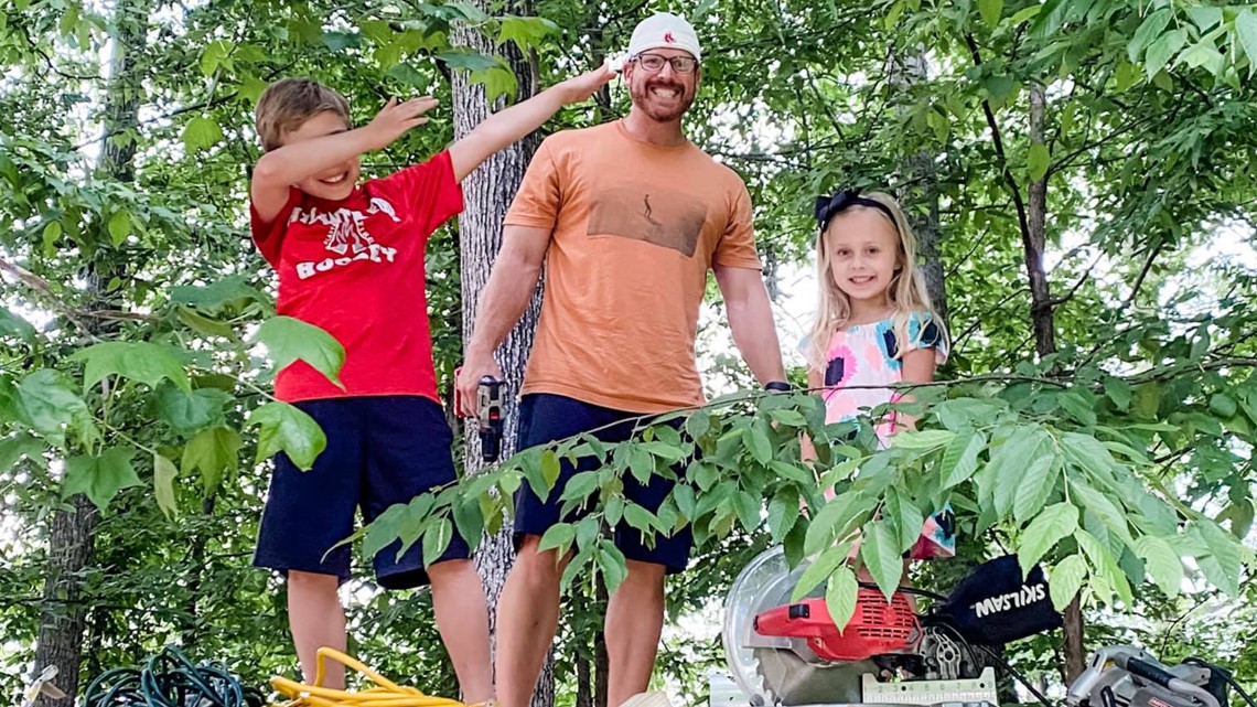 Metro Atlanta father builds treehouse business during pandemic - Vimarsana News