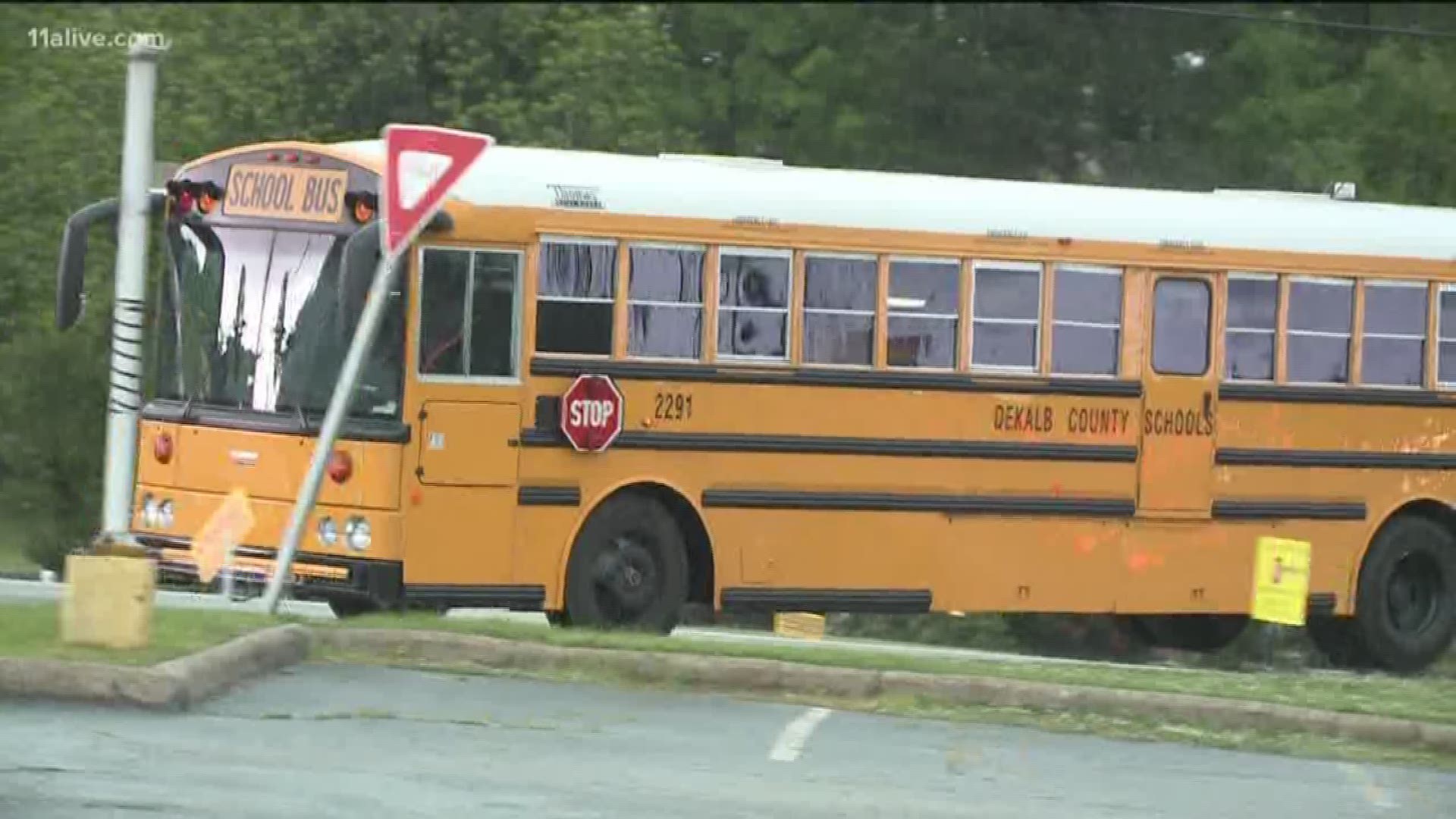 8 students injured after school bus rearended by tractortrailer on I