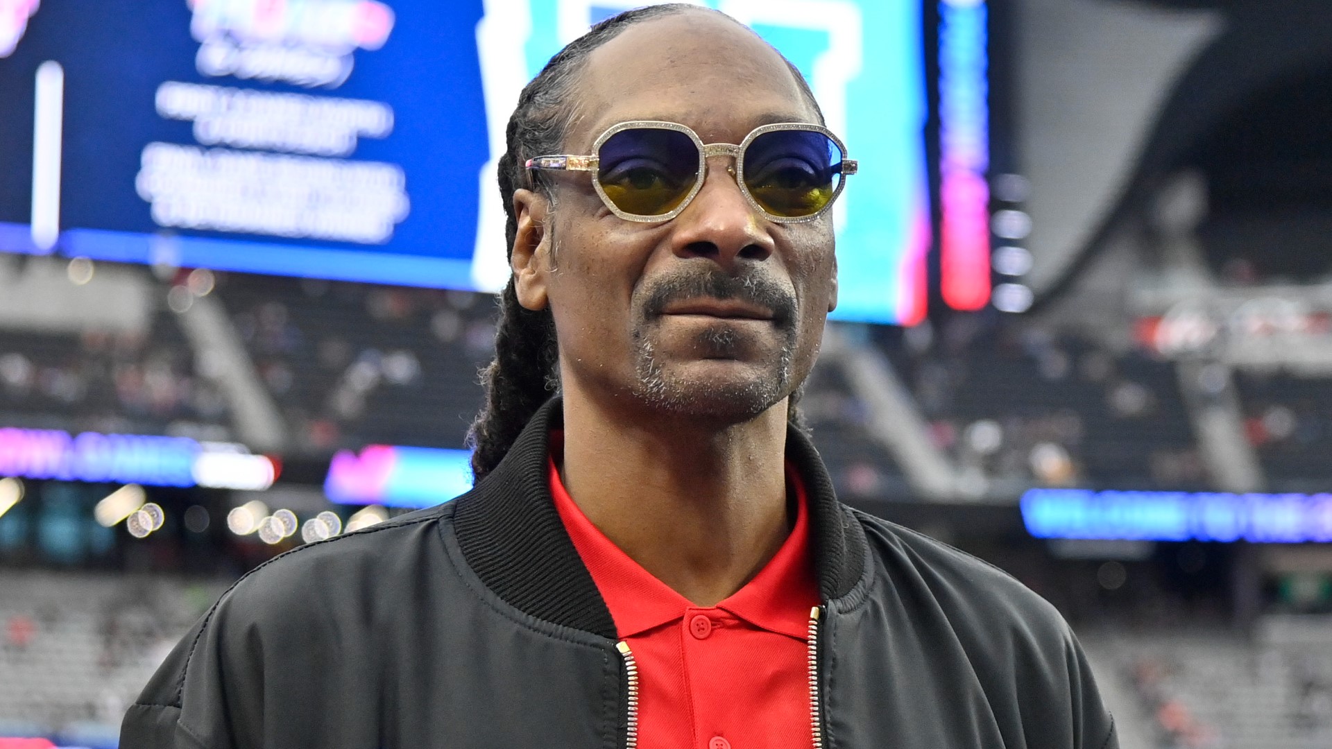 Snoop Dogg donates 10K to help 93yearold woman